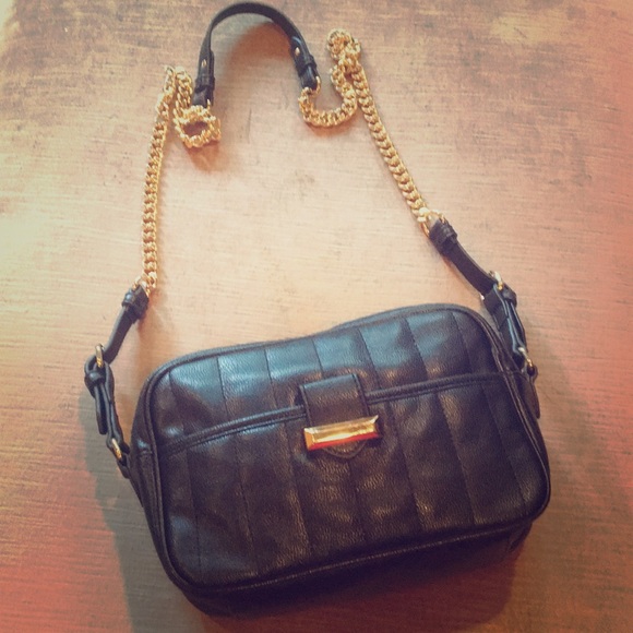Snob Essentials Handbags - SNOB ESSENTIALS BLACK & GOLD CROSSBODY BAG